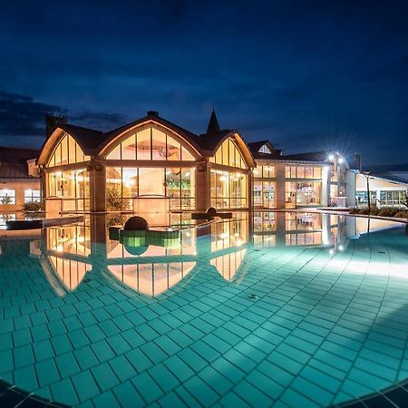 Vitalmed Hotel Sarvar Exterior photo