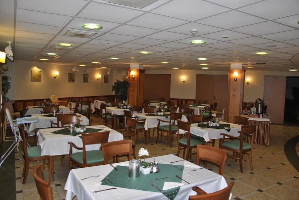 Vitalmed Hotel Sarvar Exterior photo