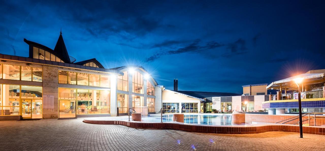 Vitalmed Hotel Sarvar Exterior photo